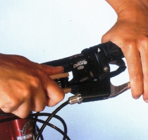 Adjust the reach of the brake levers if you have small hands and short fingers. 