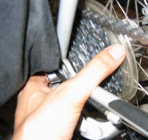 tightness of freewheel or cassette